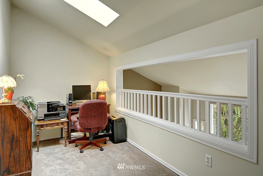 17539 110 Lane Southeast Renton, WA 98055 - Photo 13 of 18