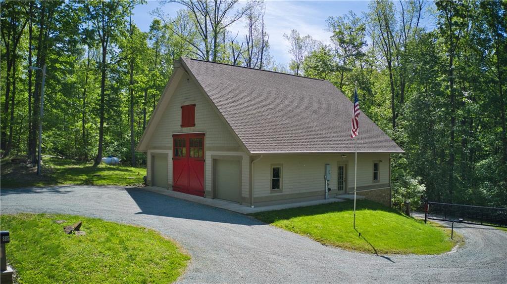 8115 4 Mile Ridge Road Nashville, IN 47448 - Photo 4 of 50