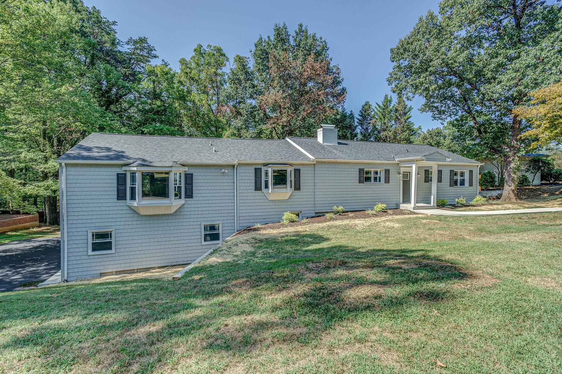 919 West Point Road Salem, VA 24153 - Photo 3 of 48 002-327267-919 West Point Road 002_82131