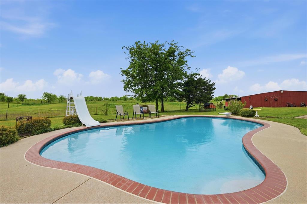 998 Bledsoe Road Gunter, TX 75058 - Photo 31 of 40