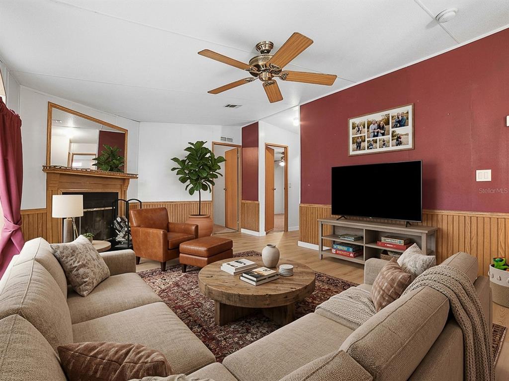 15875 Northeast 148th Terrace Road Fort McCoy, FL 32134 - Photo 15 of 46 Gallery Image 15