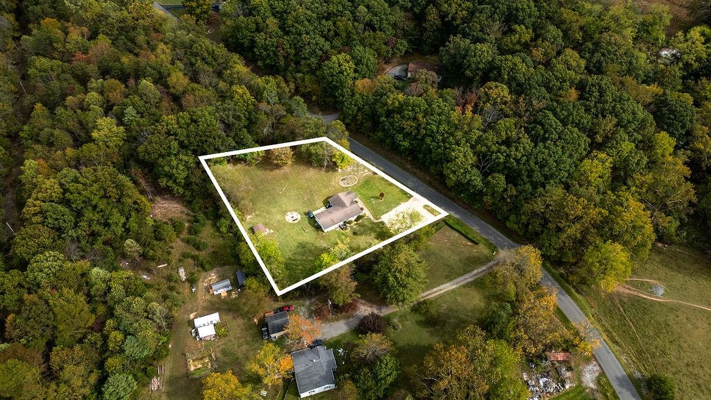 595 Fox Road Fairfield, VA 24435 - Photo 38 of 55 Gallery Image 38