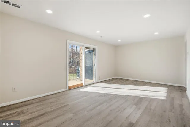 $350,000 | 1023 A Margate Court, Sterling, VA 20164