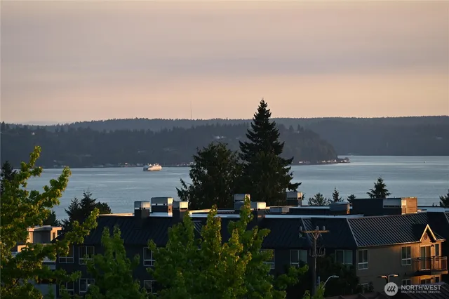 $724,500 | 6408 Fauntleroy Way Southwest, Seattle, WA 98136