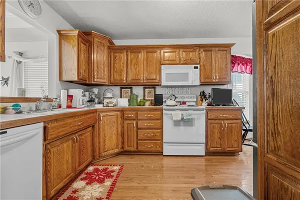 $395,000 | 5235 Downey Avenue, Independence, MO 64055