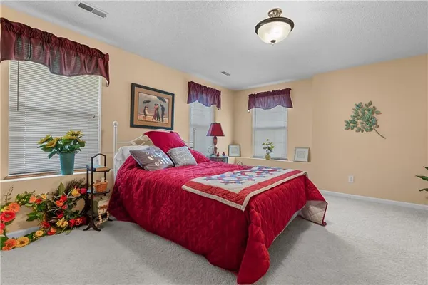 $395,000 | 5235 Downey Avenue, Independence, MO 64055