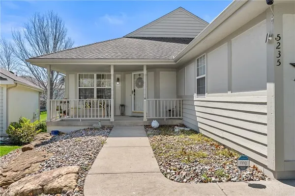 $395,000 | 5235 Downey Avenue, Independence, MO 64055