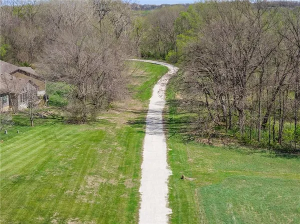 $395,000 | 5235 Downey Avenue, Independence, MO 64055