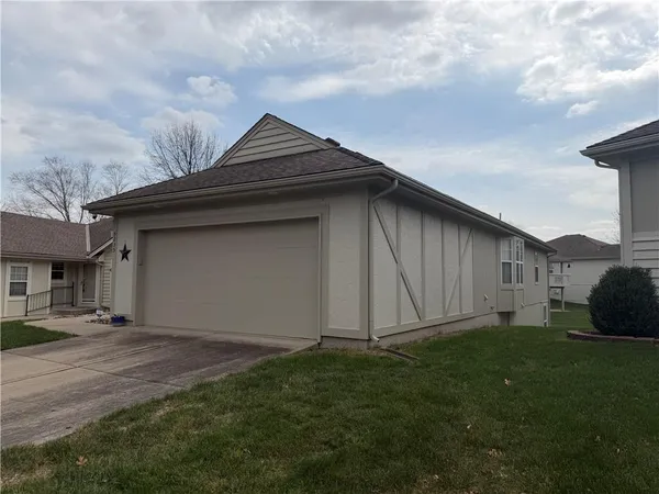 $395,000 | 5235 Downey Avenue, Independence, MO 64055