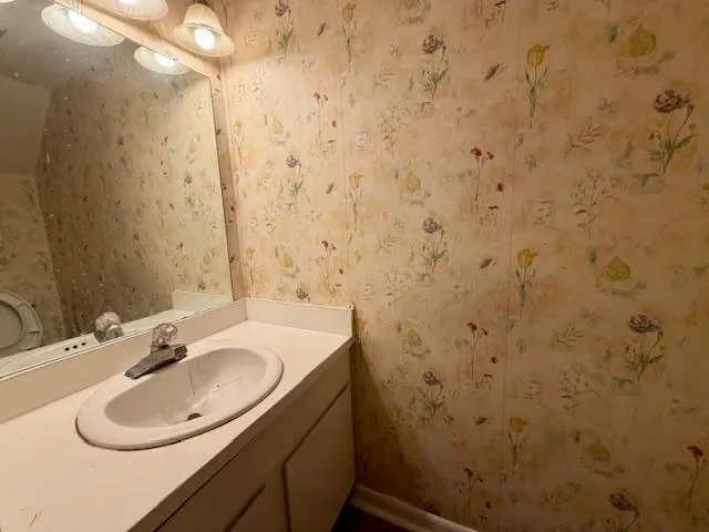 $99,900 | 208 Westwood Drive, Tallahassee, FL 32304