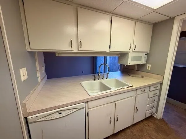 $99,900 | 208 Westwood Drive, Tallahassee, FL 32304