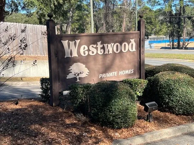 $99,900 | 208 Westwood Drive, Tallahassee, FL 32304