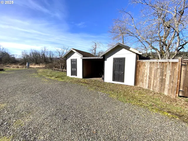 $363,000 | 92020 Maple Lane, Springfield, OR 97478