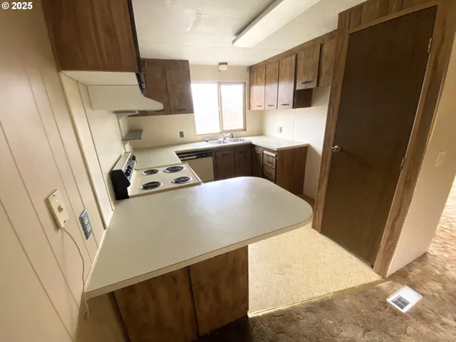 $363,000 | 92020 Maple Lane, Springfield, OR 97478