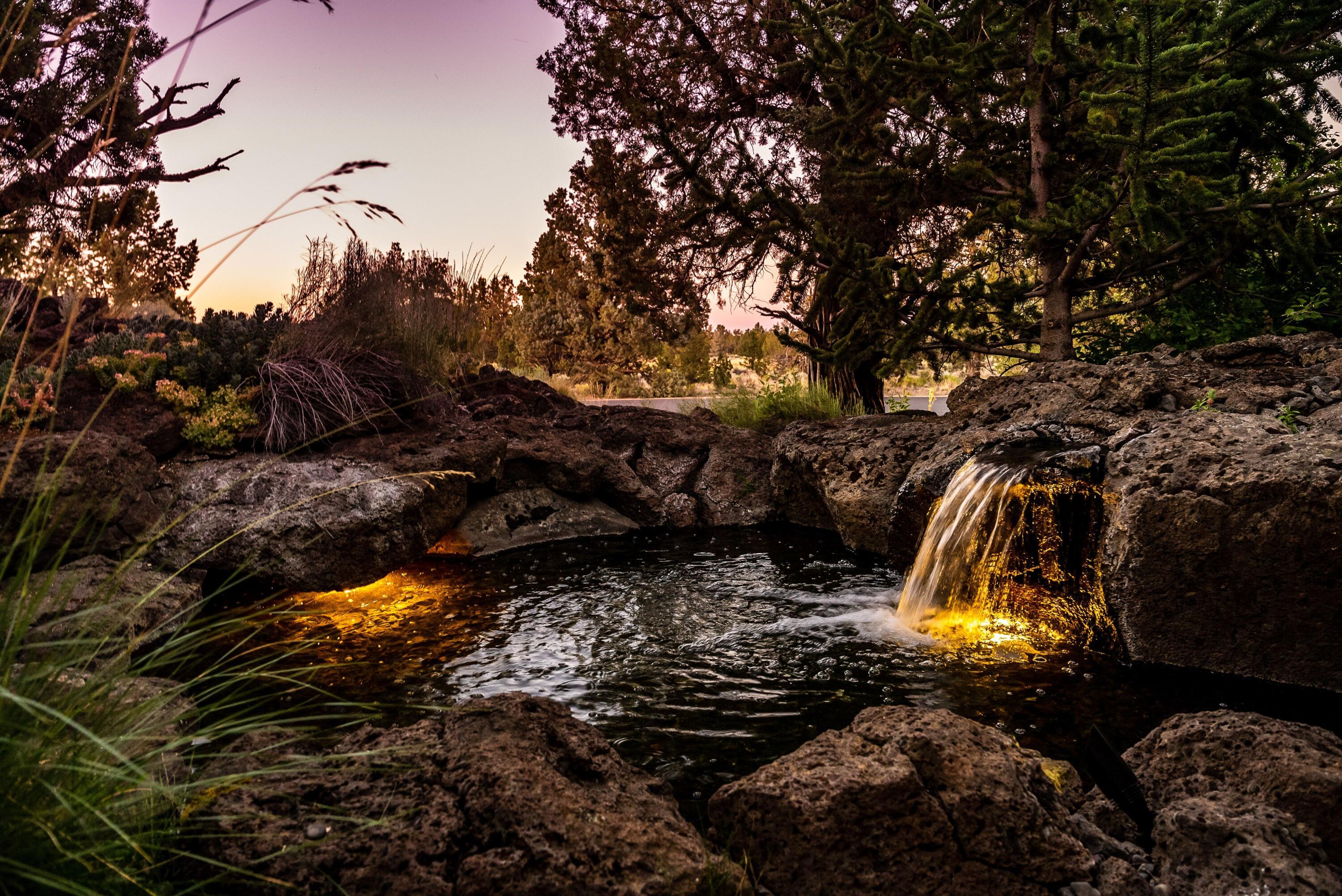 65904 Fazio Ln Bend Bend, OR 97701 - Photo 52 of 63 Water Feature at Twilight