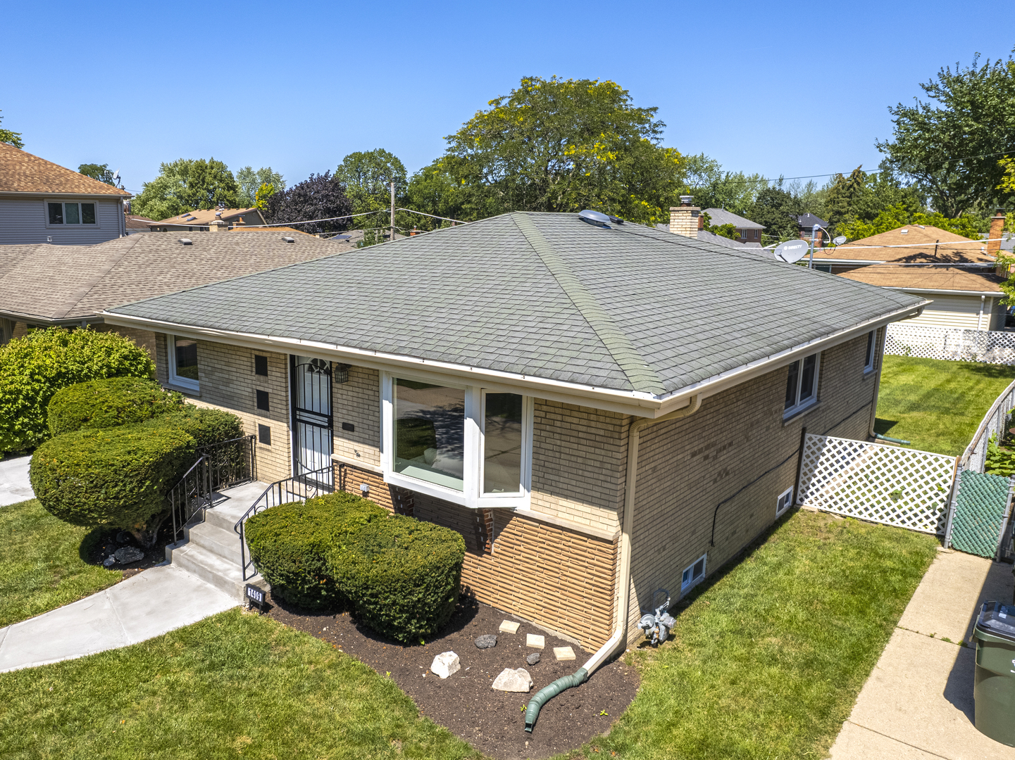 1409 Lahon Street Park Ridge, IL 60068 - Photo 35 of 39