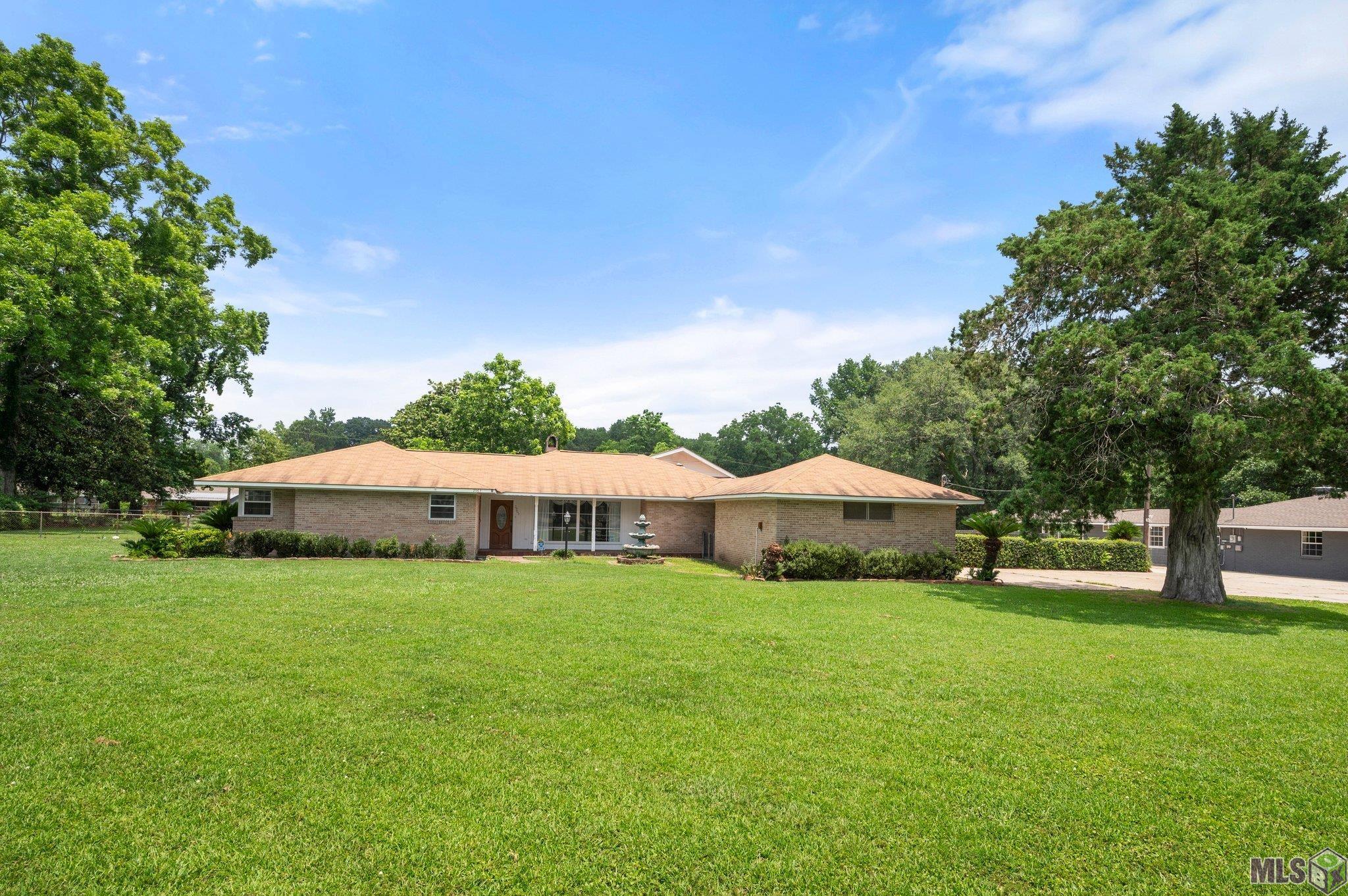 2963 Church Street Zachary, LA 70791 - Photo 2 of 21