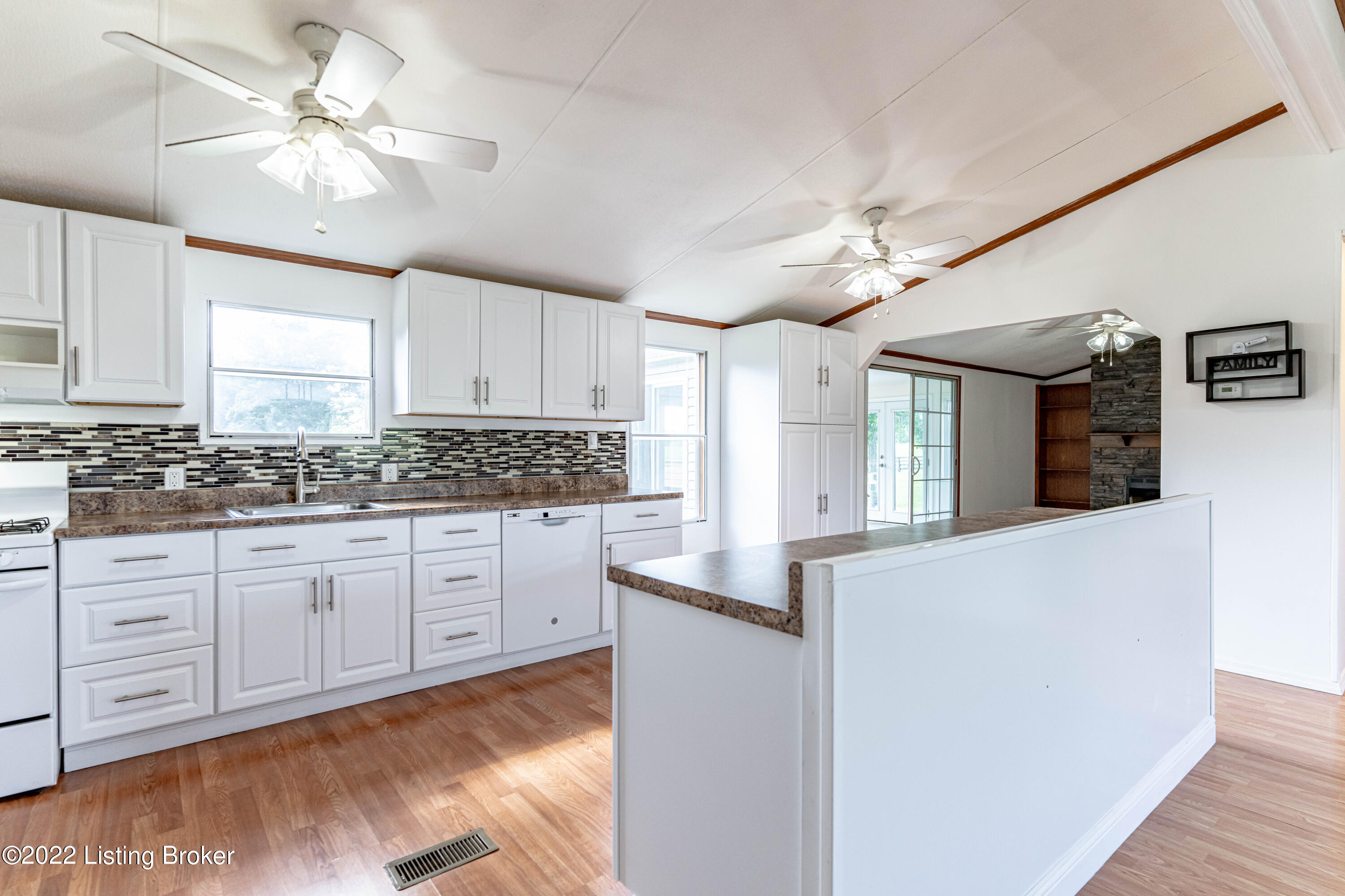 761 Galbraith Road Pleasureville, KY 40057 - Photo 18 of 61 DSC08769