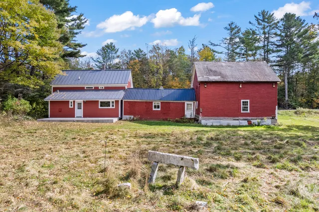 $349,000 | 26 Crowell Hill Road, Vassalboro, ME 04989