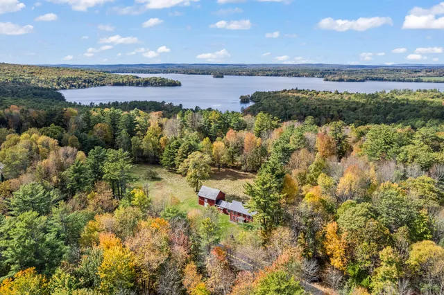 $349,000 | 26 Crowell Hill Road, Vassalboro, ME 04989