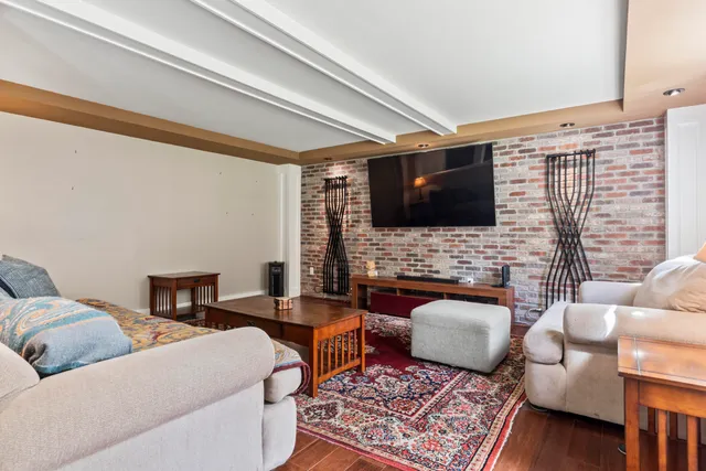 $349,000 | 26 Crowell Hill Road, Vassalboro, ME 04989