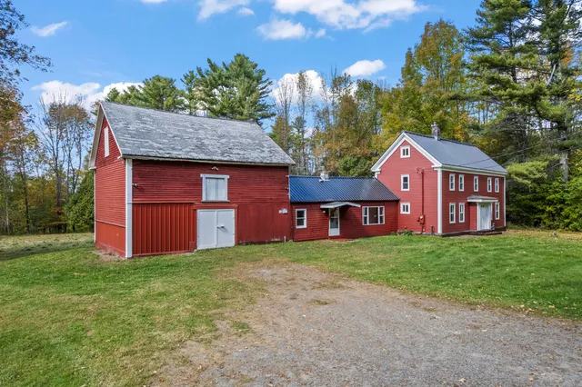 $349,000 | 26 Crowell Hill Road, Vassalboro, ME 04989