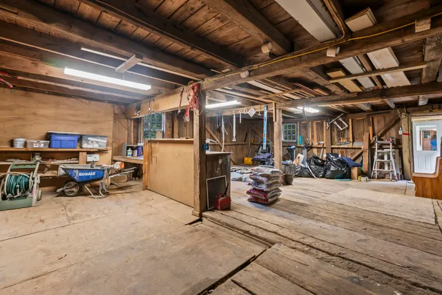 $349,000 | 26 Crowell Hill Road, Vassalboro, ME 04989