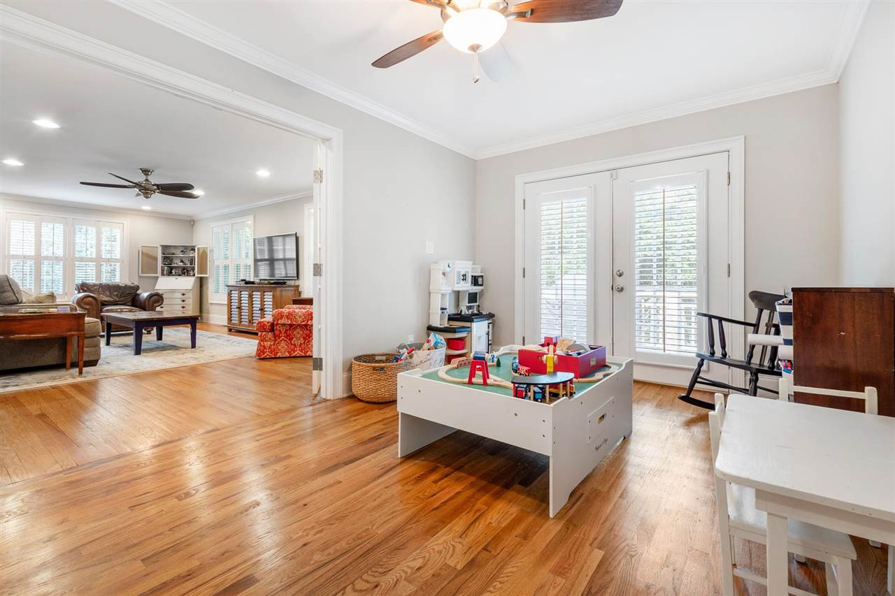 820 Richmond Street Raleigh, NC 27609 - Photo 16 of 30 Photo 16