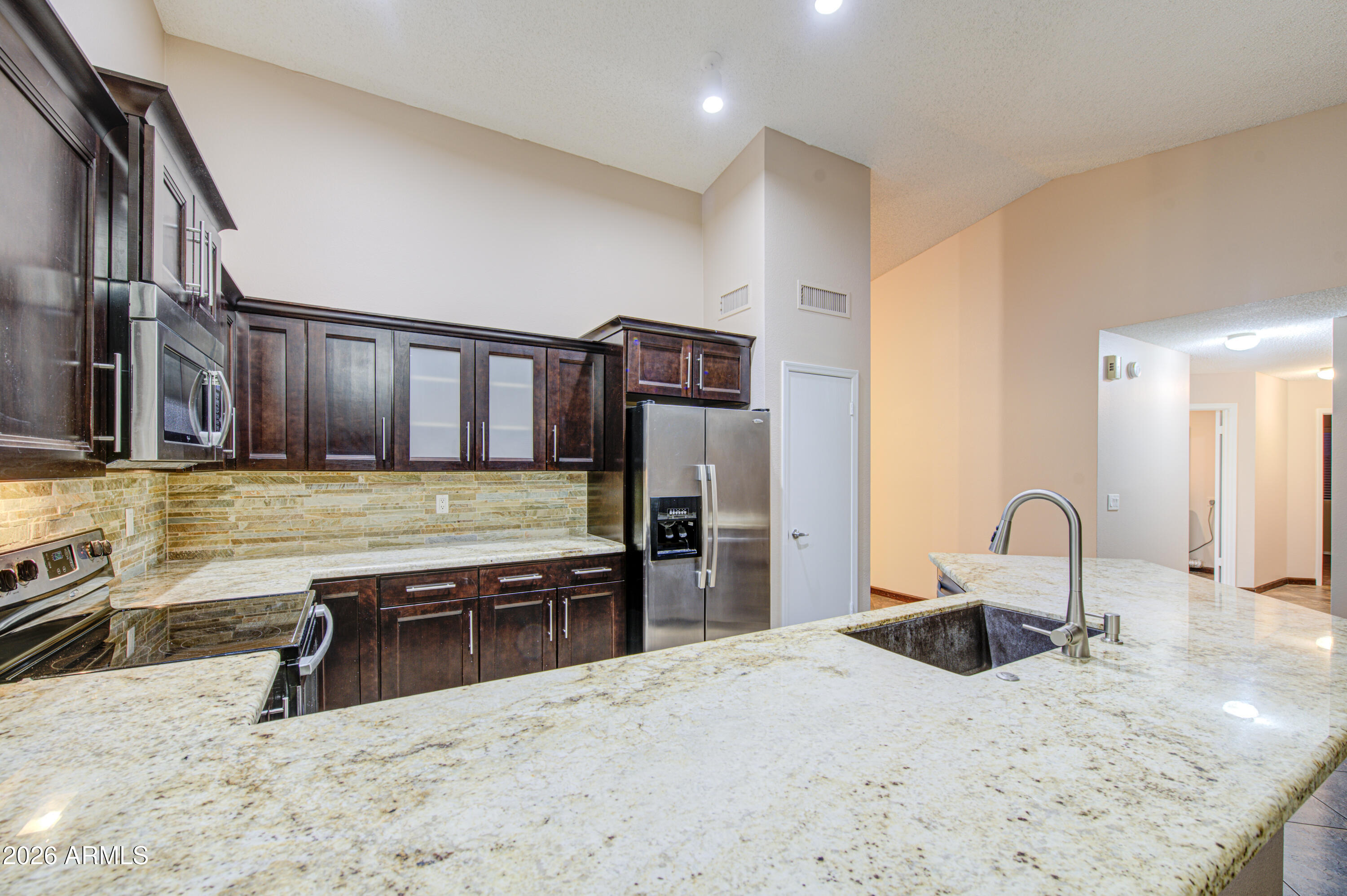 14844 South 27th Way Phoenix, AZ 85048 - Photo 12 of 45 Kitchen 4