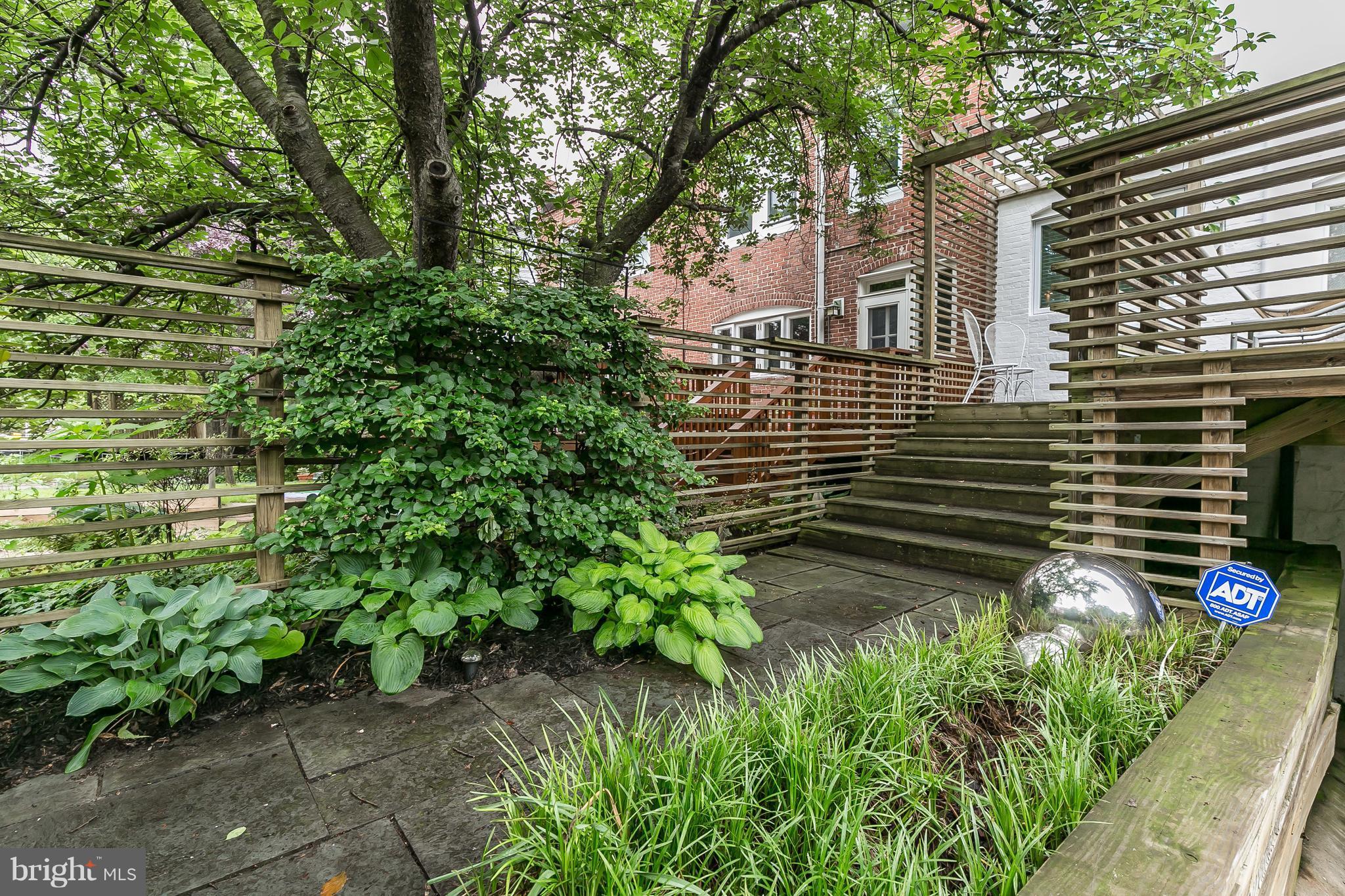 3622 Kimble Road Baltimore, MD 21218 - Photo 27 of 30 a view of a pathway of a building