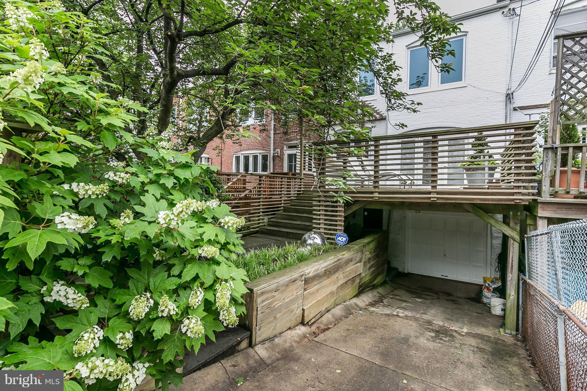 3622 Kimble Road Baltimore, MD 21218 - Photo 28 of 30 a view of a house with a tree