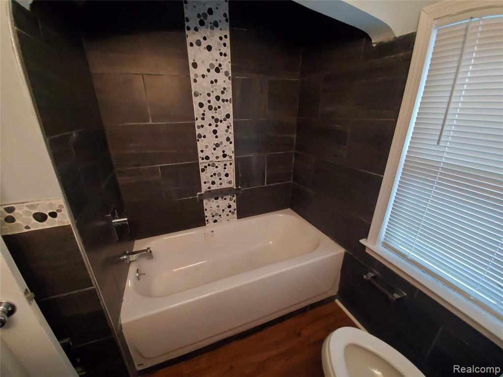 4415 Harvard Road Detroit, MI 48224 - Photo 12 of 22