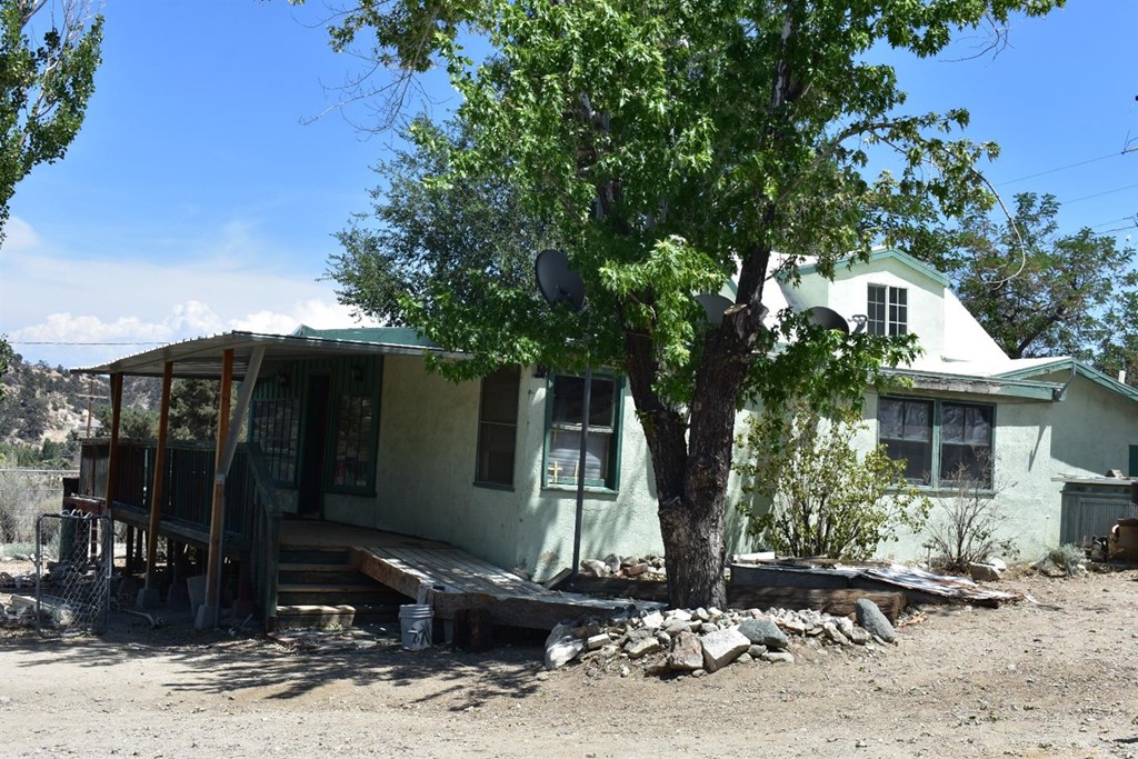 7650 Puma Road Pinon Hills, CA 92397 - Photo 1 of 1 a front view of a house