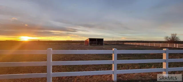 $525,000 | 838 North 450 East, Firth, ID 83236