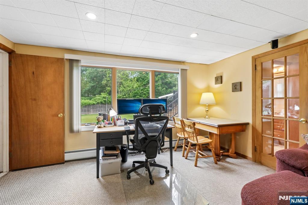123 Midwood Road Paramus, NJ 07652 - Photo 12 of 46