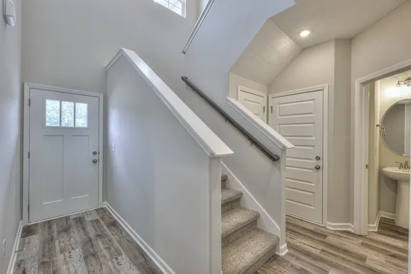 $294,400 | 113 Creek Wood Road, Manchester, TN 37355