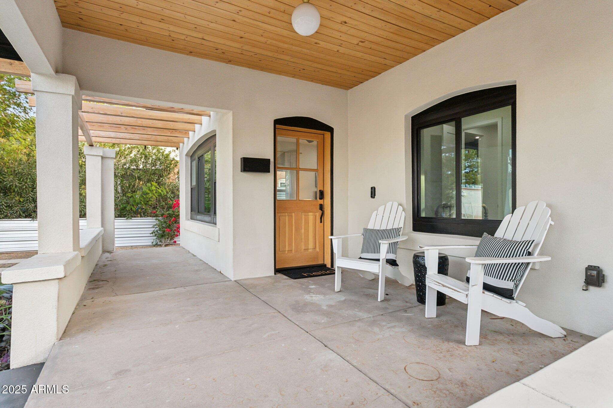 929 East Granada Road Phoenix, AZ 85006 - Photo 6 of 59 234 sq ft central veranda