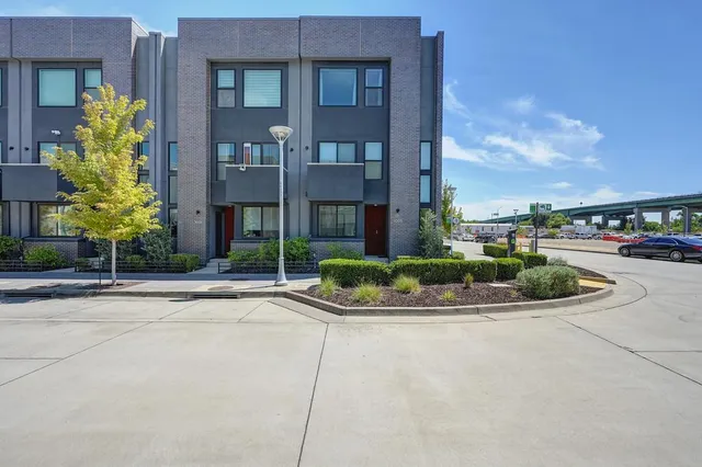 $694,900 | 1003 Central Street, West Sacramento, CA 95691