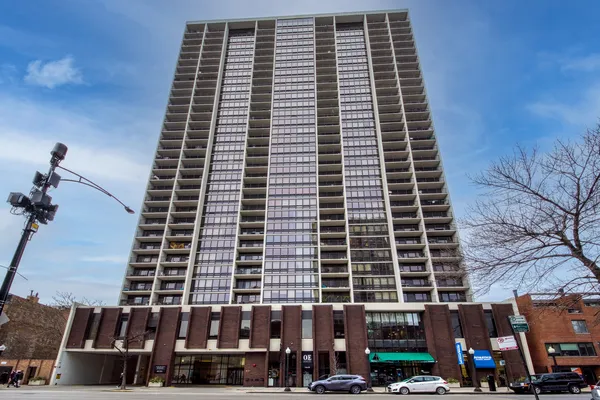 $2,295 | 1636 North Wells Street, Unit 3414, Chicago, IL 60614