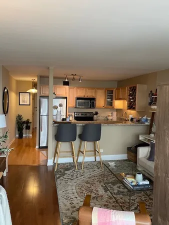 $2,295 | 1636 North Wells Street, Unit 3414, Chicago, IL 60614