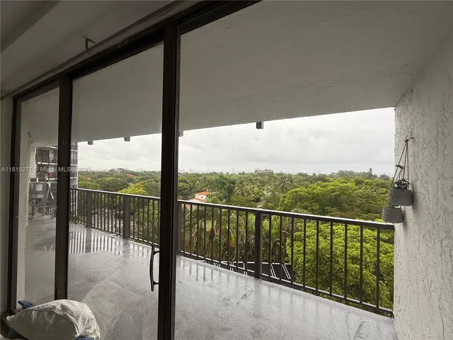 a view of balcony with floor