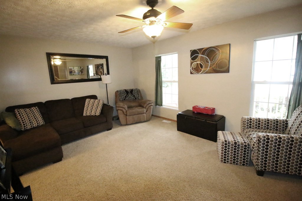 3966 Pardee Road Stow, OH 44224 - Photo 5 of 30