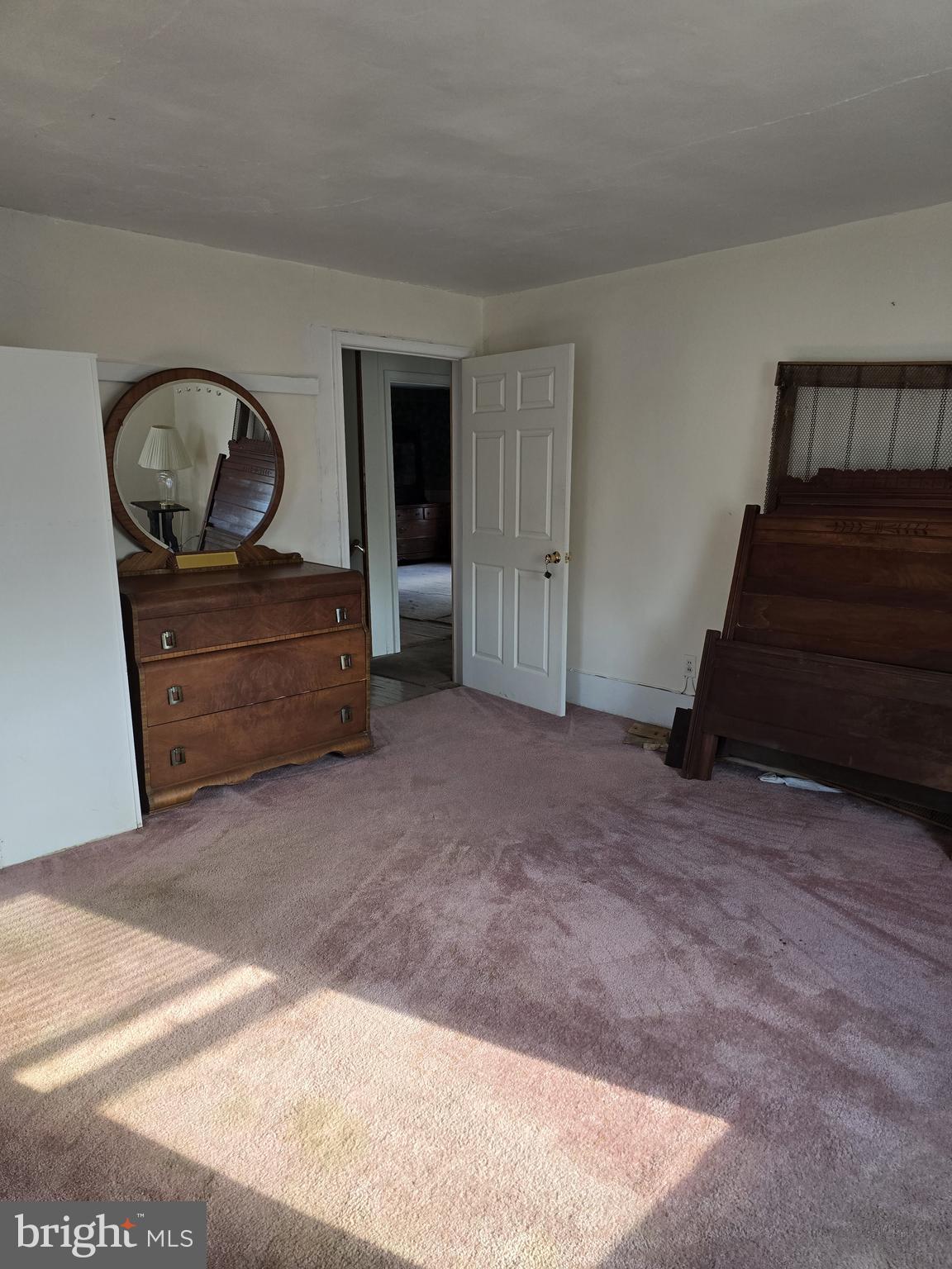 115 South Lightner Street Union Bridge, MD 21791 - Photo 13 of 19 a room with a dresser and a window
