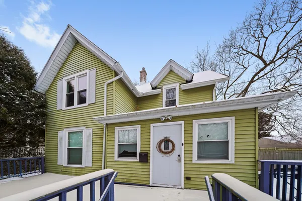 $139,000 | 403 Garfield Road, Harvard, IL 60033