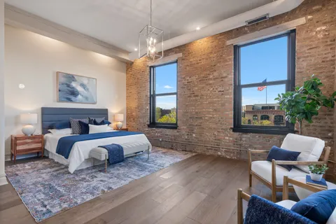 $2,100,000 | 401 North Aberdeen Street, Unit 4N, Chicago, IL 60642