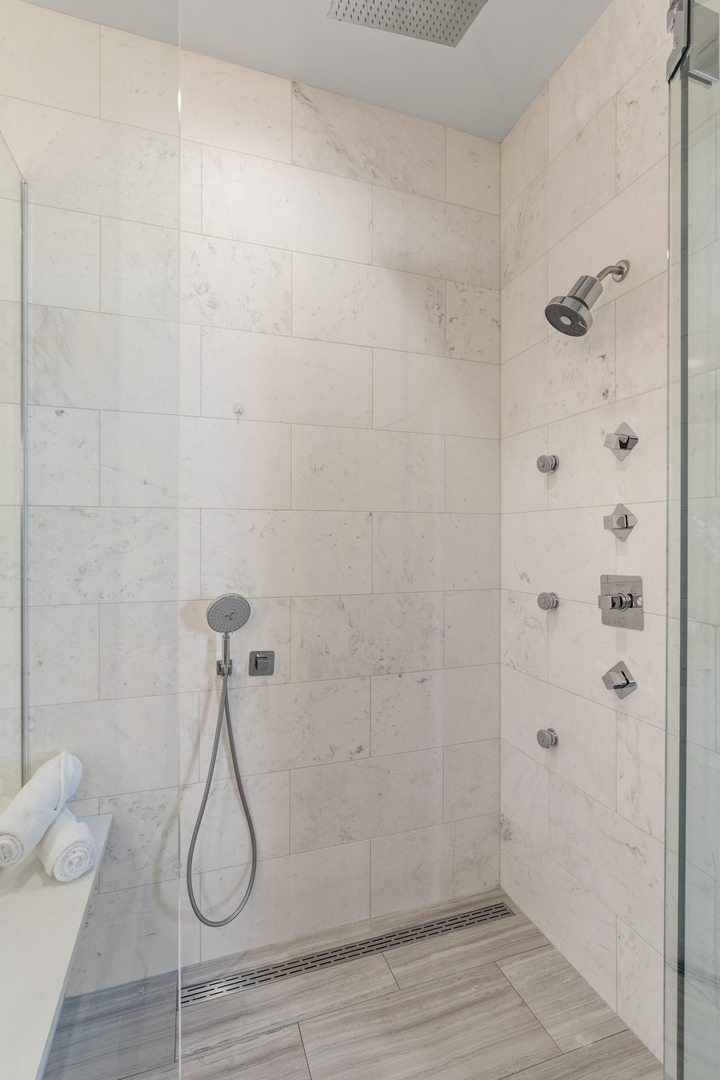 401 North Aberdeen Street, Unit 4N Chicago, IL 60642 - Photo 28 of 39