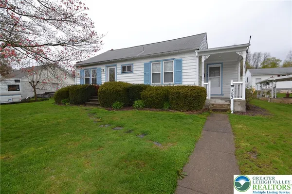 $1,700 | 353 West Street, Bath, PA 18014