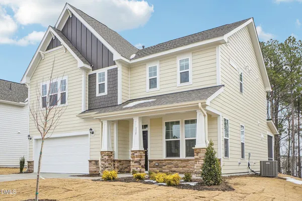 $384,775 | 1028 Bolton Pointe Drive, Zebulon, NC 27597