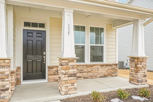 $384,775 | 1028 Bolton Pointe Drive, Zebulon, NC 27597