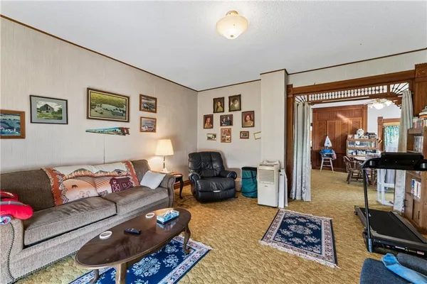 $2,000,000 | 10290 West 271st Street, Louisburg, KS 66053